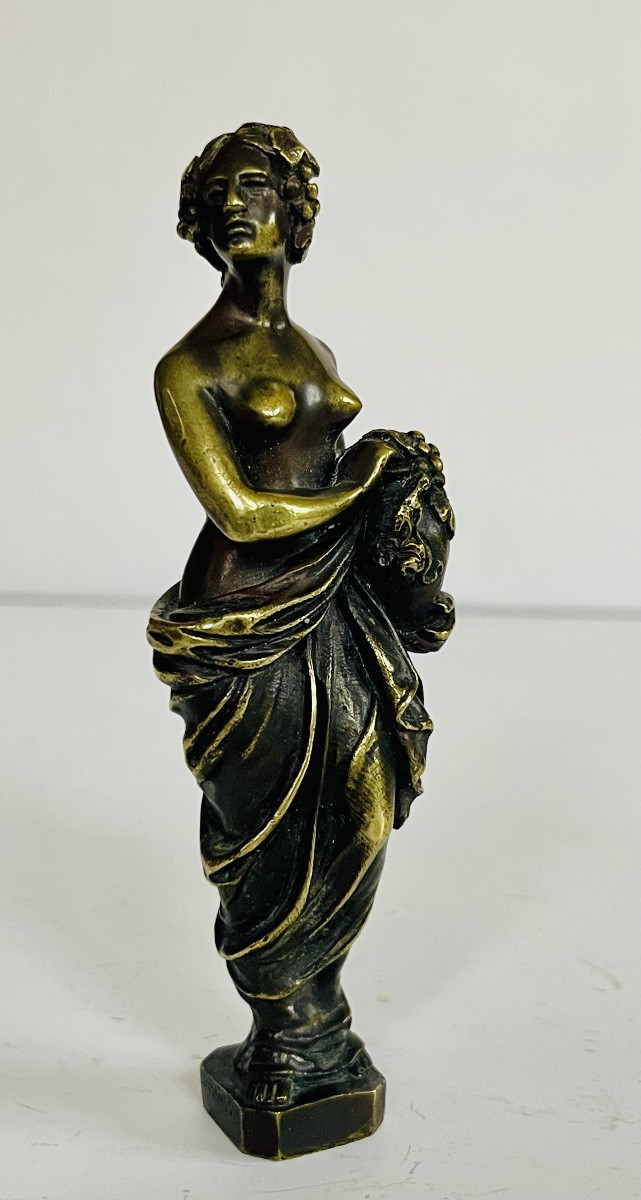 Bronze Female Figure -photo-1